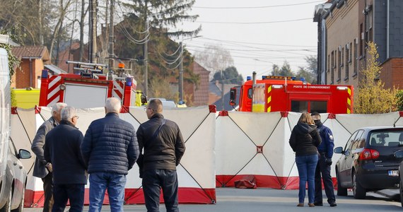 Samochód osobowy wjechał w sobotę nad ranem w grupę ludzi uczestniczących w imprezie w La Louvière w Walonii - poinformował burmistrz tego miasta Jacques Gobert w rozmowie ze stacją RTBF. Zginęło 7 osób, a obrażenia odniosło ponad 20.