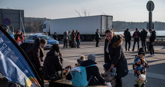 15,5 tys. osób wjechało w sobotę z Ukrainy do Polski przez przejścia graniczne w województwie lubelskim, z czego najwięcej w Hrebennem – poinformował kpt. Dariusz Sienicki.