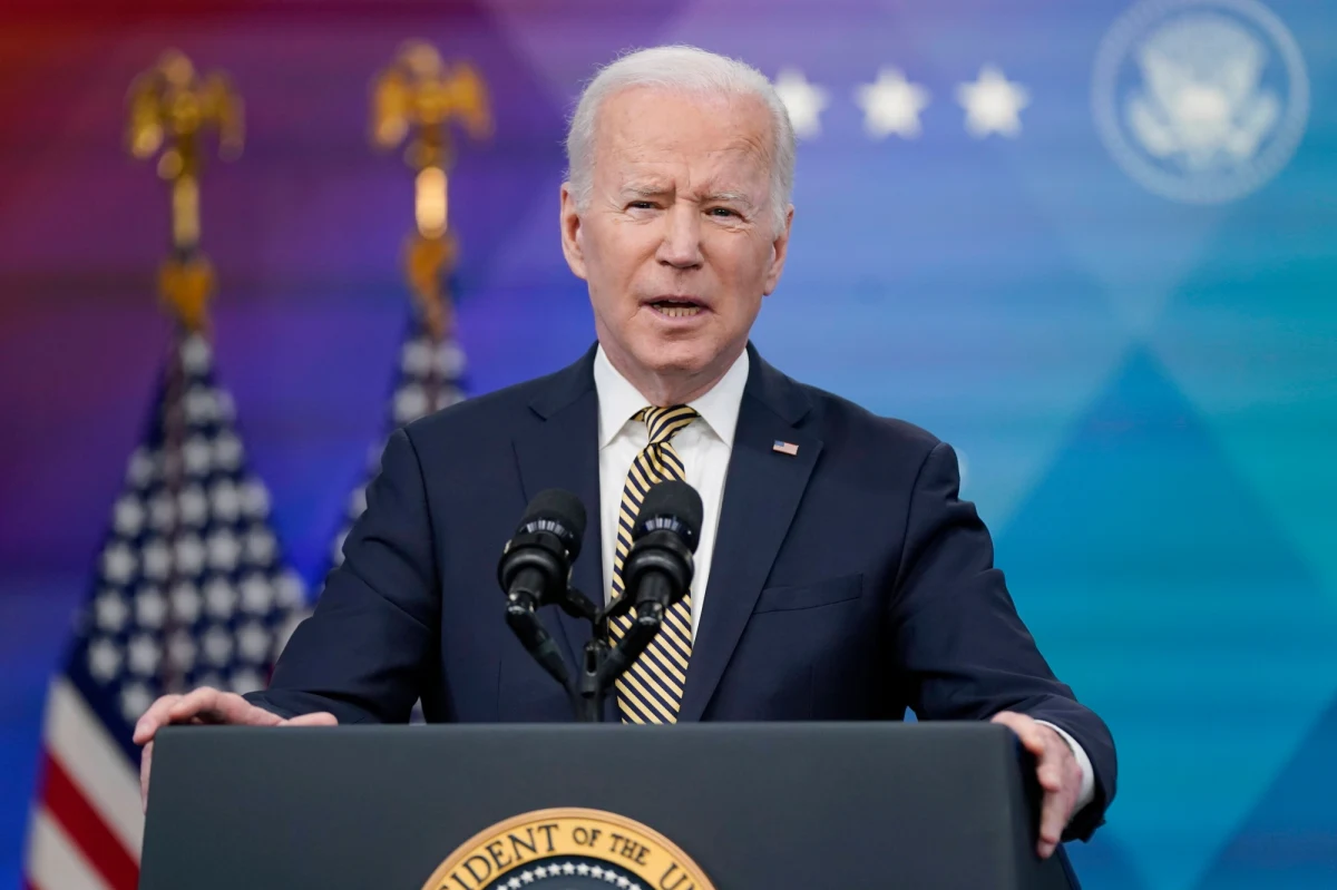 Reuters podał za Białym Domem, że Joe Biden przyleci do Polski w piątek, 25 marca. Prezydent Stanów Zjednoczonych będzie rozmawiał z prezydentem Polski o wywołanej przez Rosję wojnie w Ukrainie.