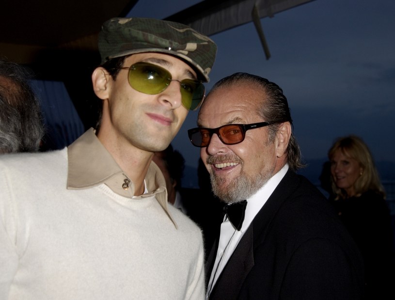 Adrien Brody zdradził, że Jack Nicholson w 2003 roku chciał bojkotować Oscary, aby zaprotestować przeciw wojnie. Zorganizował wówczas u siebie spotkanie, a zaproszonych uprzedził, że rozważa możliwość nie wzięcia udziału w uroczystości. 