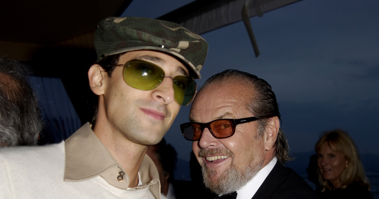 Adrien Brody zdradził, że Jack Nicholson w 2003 roku chciał bojkotować Oscary, aby zaprotestować przeciw wojnie. Zorganizował wówczas u siebie spotkanie, a zaproszonych uprzedził, że rozważa możliwość nie wzięcia udziału w uroczystości. 