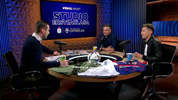 W 26. odcinku programu "Studio Ekstraklasa" gośćmi Sebastiana Staszewskiego byli Sławomir Peszko i i Radosław Majewski.

W każdym odcinku eksperci podsumowują najciekawsze wydarzenia kolejki PKO Bank Polski Ekstraklasy. Oglądaj w poniedziałki o 20:00 NA ŻYWO w Interii! Partnerem projektu jest PKO Bank Polski.