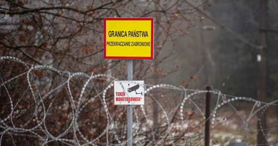 Centrum logistyczne w białoruskich Bruzgach, tuż przy polskiej granicy - w którym schronienie znalazły setki imigrantów chcących dostać się na Zachód - opustoszało. Białoruski Komitet Graniczny poinformował o zamknięciu ośrodka dla cudzoziemców. 
