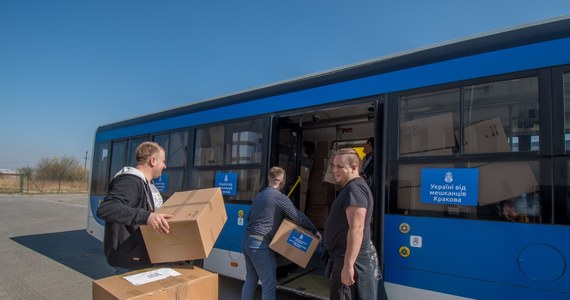 Krakowskie MPK przekaże do Lwowa pięć autobusów. Na Ukrainę nie pojadą puste - będą wypełnione darami.

