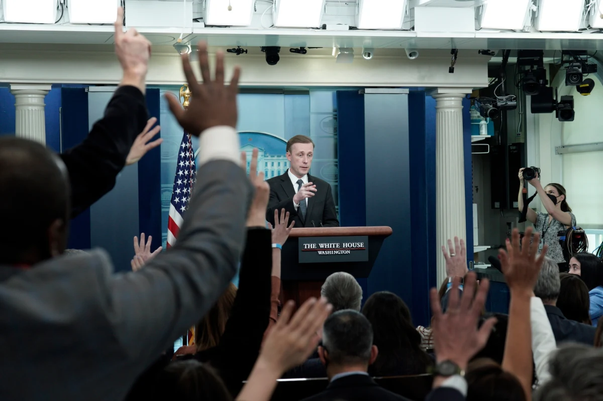 "W tej chwili dowódcy uważają, że na wschodniej flance jest wystarczająco wojsk, będziemy rozmawiać o zmianach w długim terminie” – oświadczył doradca prezydenta USA ds. bezpieczeństwa narodowego Jake Sullivan. Dodał, że podczas wizyty w Europie Joe Biden ogłosi nowe sankcje przeciwko Rosji, a także inicjatywę w sprawie pomocy humanitarnej.