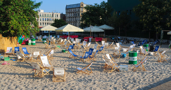 Mieszkańcy Wrocławia w tym sezonie będą mogli korzystać z trzech nowych plaż miejskich. Jak informuje Gazeta Wrocławska powstaną one na Kozanowie, na Maślicach i w Parku Tysiąclecia.