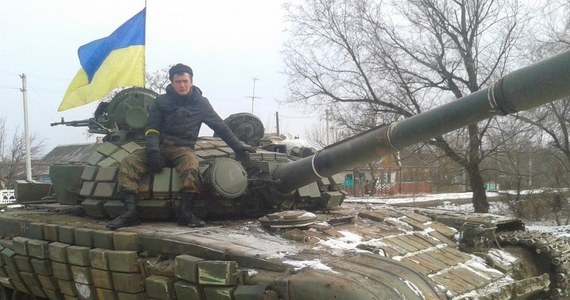 Siły Zbrojne Ukrainy straciły od początku rozpoczętej przez Rosję wojny co najmniej 74 czołgi, zdobywając przy tym co najmniej 117 czołgów rosyjskich - podał amerykański dwutygodnik "Forbes", powołując się na zajmującą się białym wywiadem grupę Oryx.