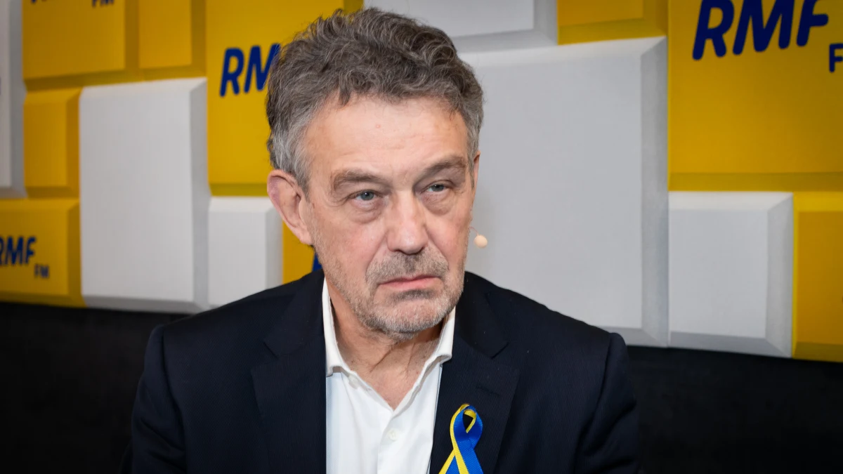 Wizyta prezydenta USA Joe Bidena w Polsce już jest historyczna w jakimś sensie, poprzez swój program - mówił w Popołudniowej rozmowie w RMF FM były ambasador Polski w Waszyngtonie Ryszard Schnepf. Według niego ważny jest sam fakt, że "po raz pierwszy prezydent Stanów Zjednoczonych rozpoczyna wizytę w miejscu nie tylko blisko frontu, wojny, ale też w miejscu, które większości Amerykanom nic nie mówi". "Ja myślę, że sam fakt pobytu, to że prezydent Biden wykonuje ten niecodzienny, ponadstandardowy gest bycia wśród uchodźców i żołnierzy. Ten element humanitarny ma ogromne znaczenie, jest zresztą ważny dla samego prezydenta Bidena i całej jego administracji" - mówił Schnepf.