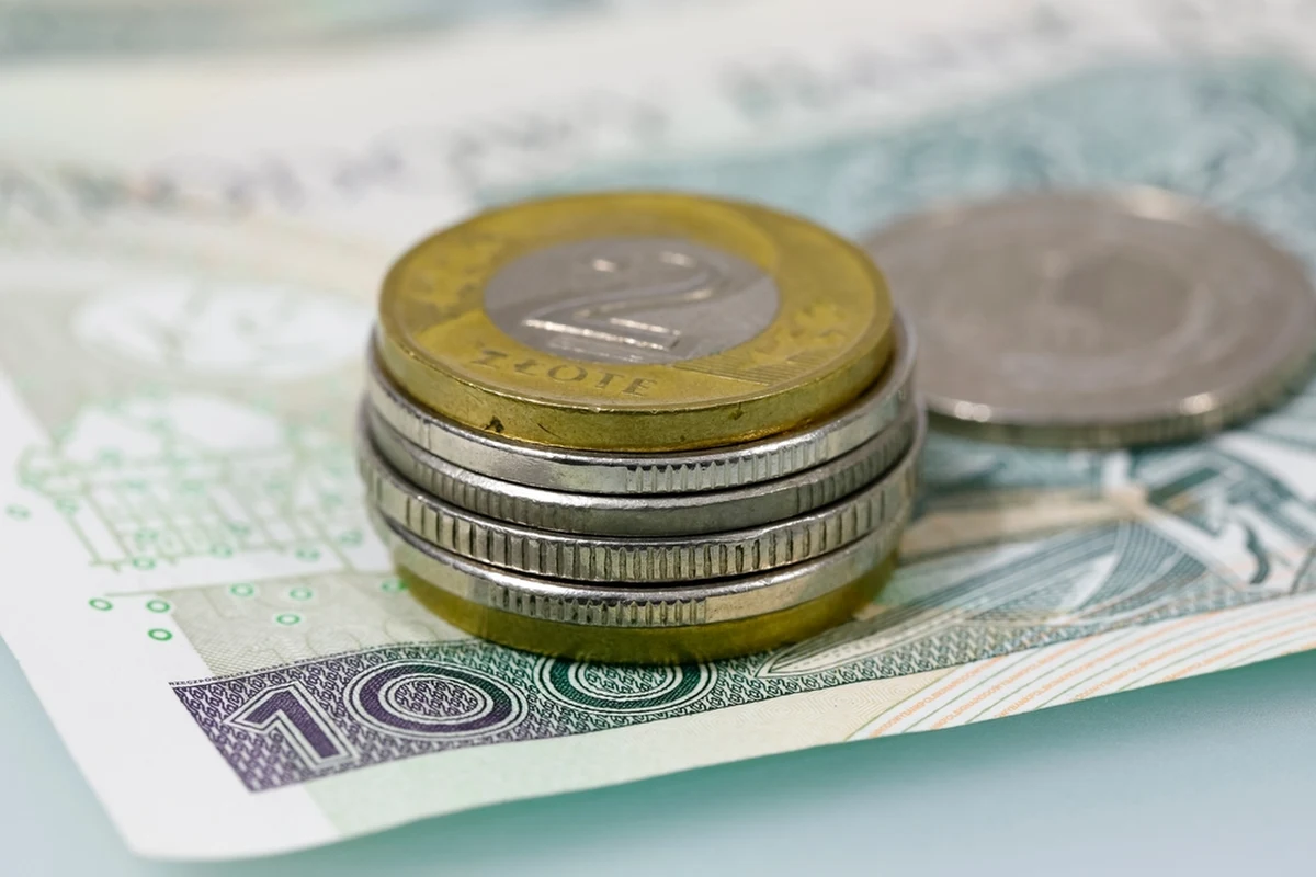 "Nie przewidujemy dalszych zmian w podatku PIT, choć to nie oznacza, że o systemie podatkowym nie warto rozmawiać" – powiedział PAP wiceminister finansów Artur Soboń. Zapowiedział, że resort planuje za kilka tygodni pokazać pakiet zmian w CIT.