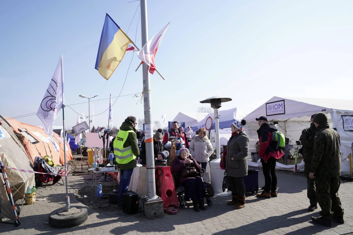 Zmniejszyła się liczba uchodźców przekraczających polsko-ukraińskie przejścia graniczne na Podkarpaciu. Minionej doby w tym regionie do naszego kraju dostało się niespełna 20 tys. osób.