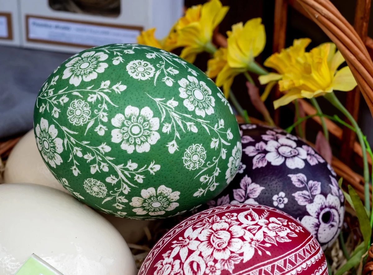 Trwają przygotowania do organizacji wiosennego jarmarku świątecznego na ulicy Piotrkowskiej w Łodzi. Regionalne przysmaki, tradycyjne wyroby, wielkanocne ozdoby i specjały, biżuterię czy upominki będzie można kupować od czwartku.