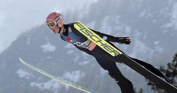 Utytułowany niemiecki skoczek narciarski Severin Freund zakończył karierę. 33-latek, którego na długo zatrzymały kontuzje, o swojej decyzji poinformował w niedzielę, przy okazji wieńczących sezon 2021/22 Pucharu Świata zawodów w Planicy.