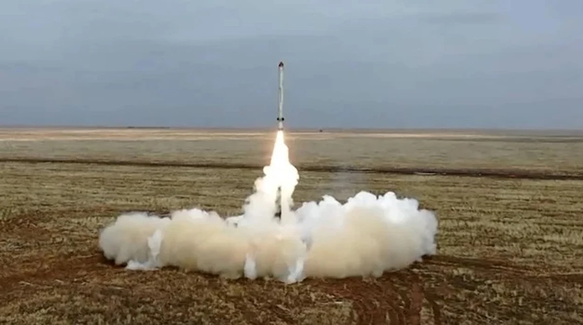 Inwazja Rosji na Ukrainę stawia nowe wyzwania także przed innymi krajami. Rząd Niemiec rozważa zakup tarczy antyrakietowej; pod uwagę brany jest izraelski system obronny przeciwrakietowej Arrow 3 - informuje w niedzielę "Tagesschau". Według "Bild am Sonnntag" tarcza ta mogłaby objąć także Polskę.