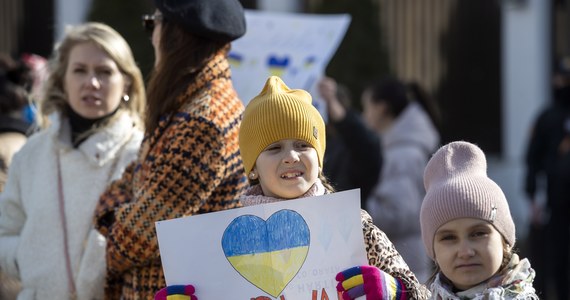 Od początku rosyjskiej inwazji na Ukrainę w wyniku działań zbrojnych zginęło 143 dzieci, a ponad 216 zostało rannych - poinformowało biuro Prokuratora Generalnego Ukrainy.