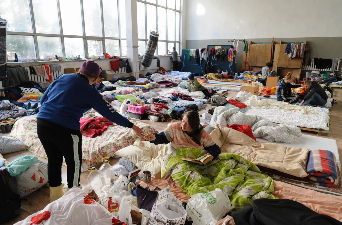 „Z tych opinii, jakie czytałem, usłyszałem, to podniósł na duchu Ukraińców. Bardzo mocno wybrzmiały słowa, że cały czas będzie wspierał Ukraińców w walce o niepodległość” – komentował ks. prof. Bogdan Prach sobotnie przemówienia Joe Bidena w Warszawie. Rektor Ukraińskiego Uniwersytetu Katolickiego we Lwowie mówił w Rozmowie w południe w RMF FM, że dla nich jasne jest, że Zachód i Ameryka boją się , żeby nie rozlać wojny na postsowieckie kraje. „Na razie Zachód nie jest gotów na konfrontację, jakiej byśmy chcieli” – komentował ksiądz profesor.