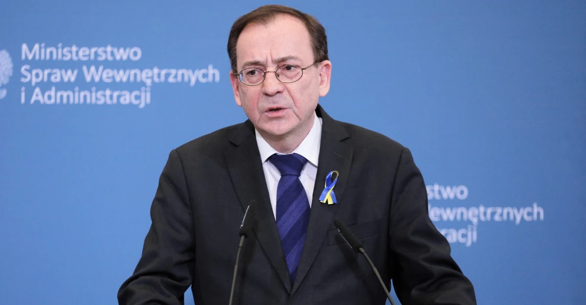 Resort Mariusza Kamińskiego chce zlikwidować Rządowe Centrum Bezpieczeństwa - pisze we wtorek "Rzeczpospolita". Rozwiązanie to znalazło się w projekcie ustawy o ochronie ludności oraz stanie klęski żywiołowej, przygotowanym przez resort spraw wewnętrznych, do którego dotarła gazeta.