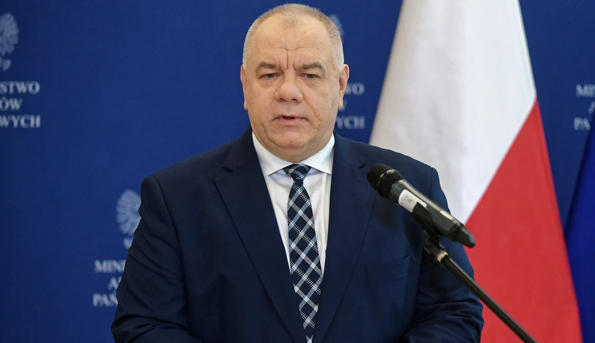 We wtorek została podpisana umowa o przekazaniu przez KOWR nadzoru właścicielskiego nad 7 spółkami z sektora rolno-spożywczego, która pozwala sfinalizować proces tworzenia Krajowej Grupy Spożywczej - powiedział wicepremier i minister aktywów państwowych Jacek Sasin.