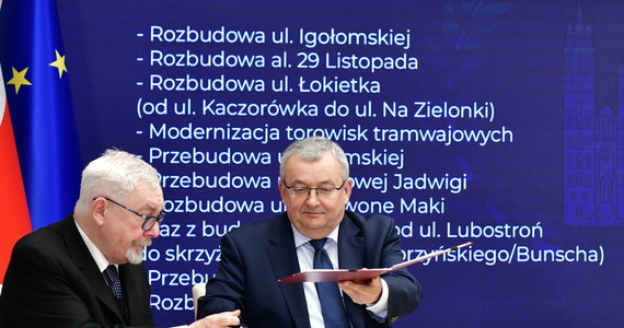 Kraków otrzyma 350 mln zł ze środków rządowych na inwestycje infrastrukturalne związane ze współorganizacją Igrzysk Europejskich (IE) w 2023 r. Zdaniem władz samorządowych nie ma już przeszkód do podpisania tzw. umowy host city. Powinna ona być zawarta "w najbliższym czasie".