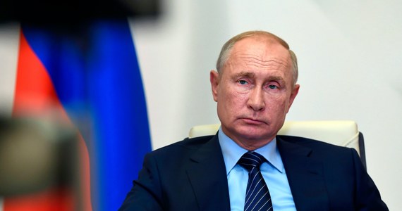 Opłaty za rosyjski gaz w rublach były dziś tematem rozmów telefonicznych prezydenta Rosji Władimira Putina z kanclerzem Niemiec Olafem Scholzem oraz z premierem Włoch Mario Draghim. 