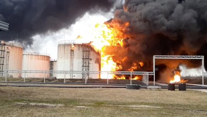 Magazyn ropy w Biełgorodzie w ogniu. Rosja oskarża o atak Ukrainę   