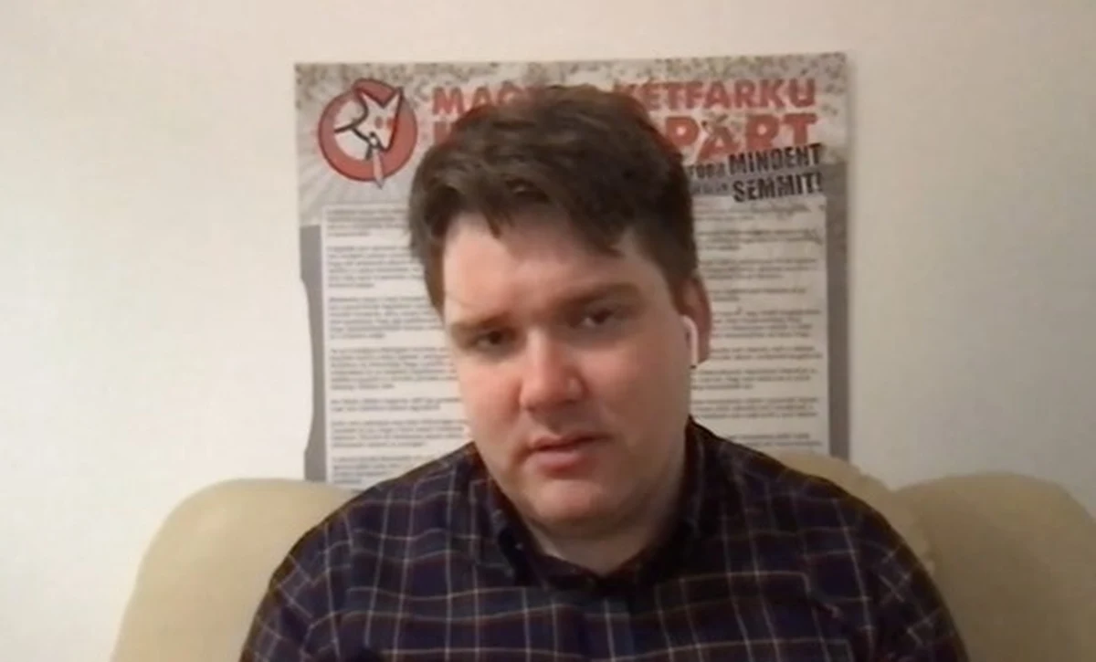 Wybory parlamentarne na Węgrzech już w najbliższą niedzielę. Wszystko wskazuje, że przy władzy pozostanie Fidesz Viktora Orbana. „Pytanie, czy zdobędzie 133 mandaty, czyli czy będzie miał większość konstytucyjną” – mówił w Porannej rozmowie w RMF FM Dominik Héjj, politolog z Instytutu Europy Środkowej i Polityki Insight. Rozmówca Roberta Mazurka uważa, że wojna na Ukrainie nie ma dużego przełożenia na wybory na Węgrzech, aczkolwiek jest wykorzystywana przez prorządowe ośrodki. “Chodzi o pokazanie, że Fidesz chce pokoju, a opozycja chce wysyłania żołnierzy i broni na Ukrainę, czyli chce wojny” – mówił. Podkreślił także, że obywatele kraju nie obawiają się rosyjskiej agresji. “Węgrzy kochają tanie rachunki za gaz, nie boją się też Rosji, bo cała narracja od lat także w mediach nie pokazuje, że Rosji trzeba by było specjalnie się bać” – powiedział Héjj.