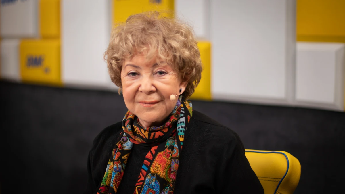 "Putin nie jest człowiekiem o zrównoważonej psychice i systemie myślenia, który byłby dostępny dla innych. Trzeba zrozumieć, że Putin jest odrębną osobowością" - mówiła w Rozmowie w południe w RMF FM Krystyna Kurczab-Redlich, dziennikarka i kremlinolożka. "On nigdy nie uznał rozpadu Związku Radzieckiego. Dorosły Putin nigdy nie wyrósł z małego Wowy. A mały Wowa wyrósł w Związku Radzieckim, który kochał i który był dla niego absolutną doskonałością" - podkreśliła.