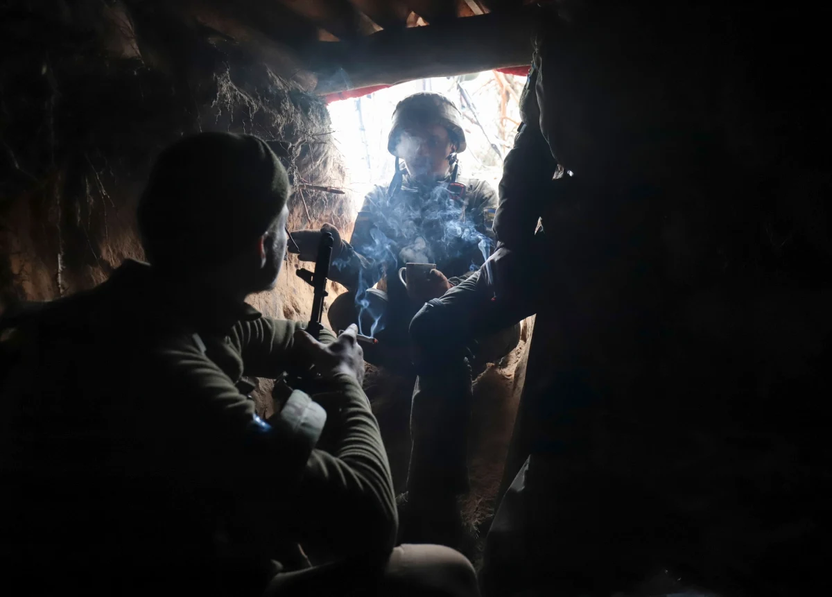 Według informacji gazety "Welt am Sonntag" niemieckie Ministerstwo Obrony wyraziło zgodę na dostawę Ukrainie opancerzonych wozów bojowych z zasobów armii NRD, które obecnie znajdują się w posiadaniu Czech. Stanowiły one część standardowego wyposażenia wojsk Układu Warszawskiego. Już w 2019 Czesi chcieli je sprzedać Ukrainie. Wtedy Niemcy się na to nie zgodziły.