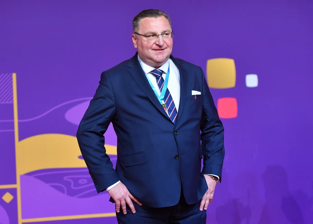 "Trafiliśmy idealnie" - ocenił selekcjoner piłkarskiej reprezentacji Polski Czesław Michniewicz po losowaniu grup tegorocznych mistrzostw świata w Katarze. Biało-czerwoni zmierzą się w grupie C z Argentyną, Meksykiem i Arabią Saudyjską.