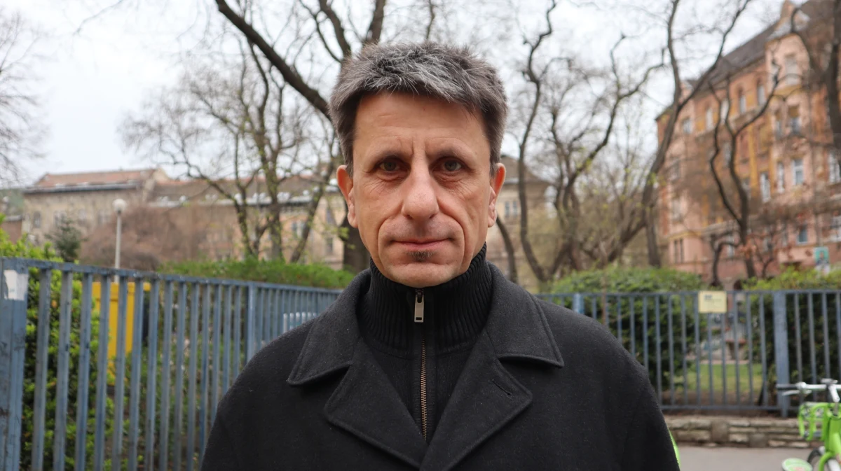 "Nie odczuwam wielkich emocji w społeczeństwie, wybory będą, o tym się mówi, ale nie ma ani nadziei, że dojdzie do zmiany, ani apatii, że nic się nie zmieni" - mówił w Rozmowie w południe w RMF FM Jerzy Celichowski, Polak mieszkający od 30 lat na Węgrzech. "To jest temat, który wydaje mi się, że Węgrów nie porusza" - dodał autor bloga „Jeż węgierski”.