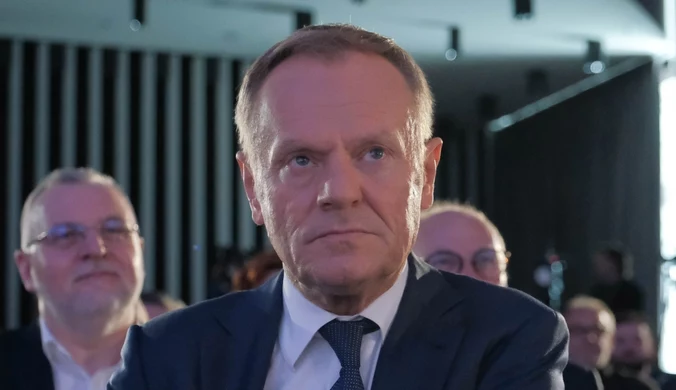 Tusk: Pracownicy budżetówki zarabiają bardzo mało. Potrzebna podwyżka