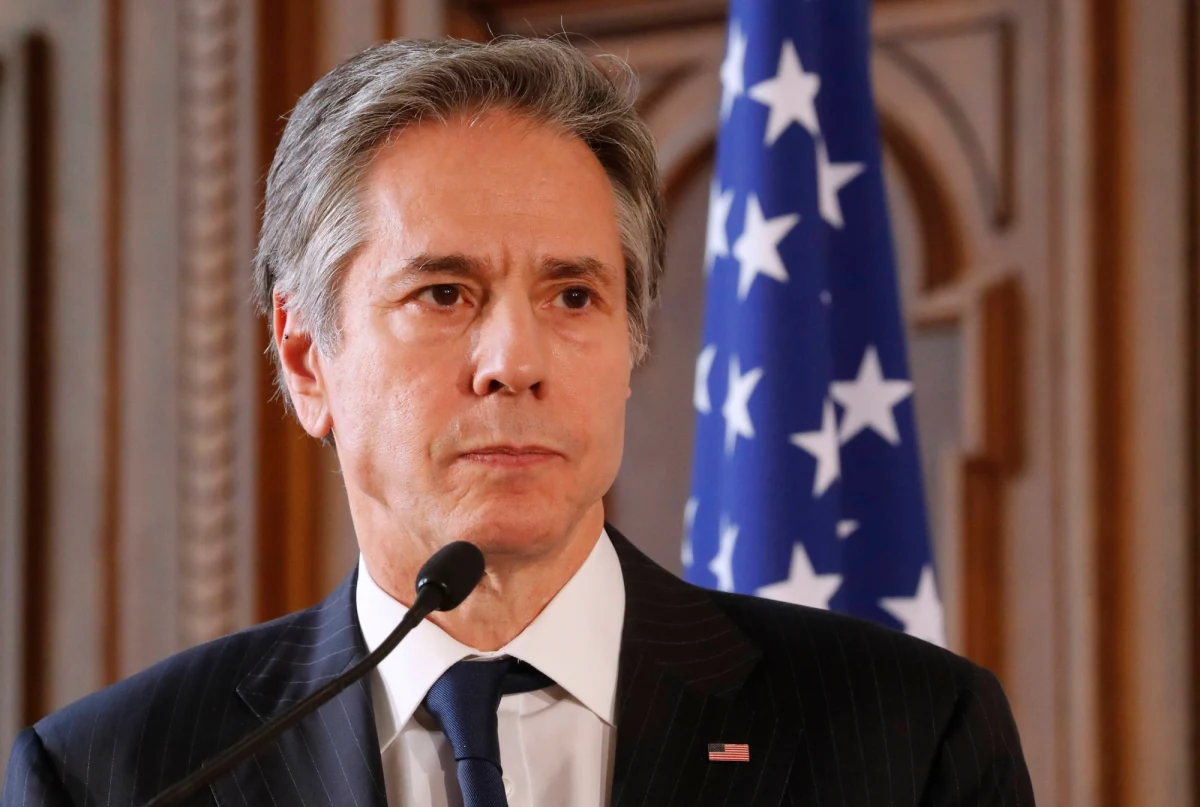 Stany Zjednoczone rozważą zniesienie wprowadzonych przeciwko Rosji sankcji, jeśli pomoże to w zakończeniu wojny i utrzymaniu suwerenności Ukrainy - powiedział sekretarz stanu USA Antony Blinken w wywiadzie dla telewizji NBC.