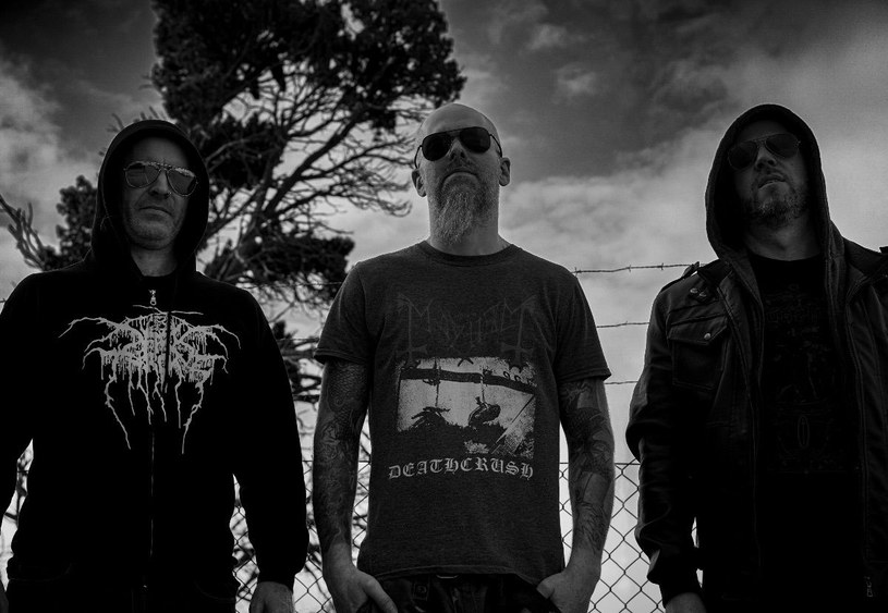 Black / deathmetalowe trio Werewolves z Australii zarejestrowało trzeci longplay.