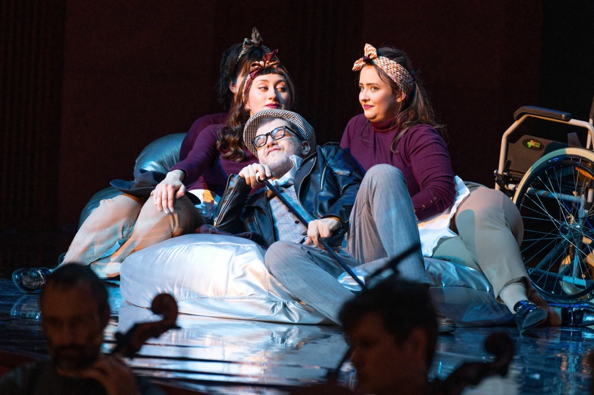 Klasyczna opera "Il mondo della luna" Josepha Haydna z librettem Carla Goldoniego to najnowsza koprodukcja Akademii Muzycznej w Łodzi i Trondheim Symfonikorkester & Opera realizowana w ramach projektu "Nowe głosy, ponownie odkryte opery". Premiera spektaklu odbędzie się we środę.