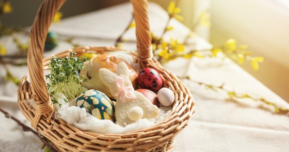 W Krakowie rusza zbiórka darów dla Polaków, którzy Wielkanoc spędzą we Lwowie. Potrzebna jest żywność z długim terminem przydatności do spożycia w puszkach i paczkach. 