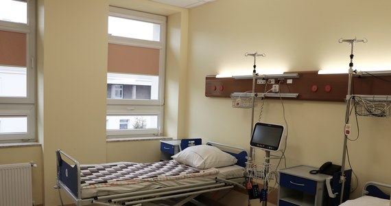 Oddział Pediatryczny i Oddział Chirurgii Dzieci w szpitalu Żeromskiego w Krakowie działają w nowych, wyremontowanych wnętrzach. Koszt modernizacji wyniósł prawie 12,4 mln zł.