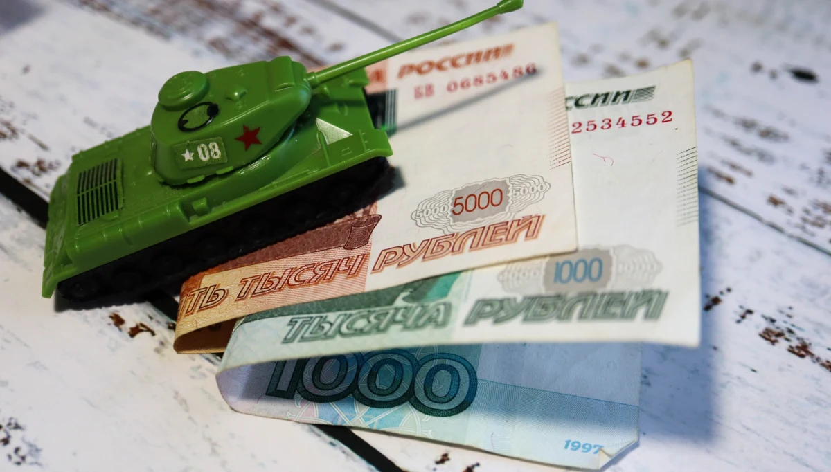 ​Od początku roku ceny w Rosji wzrosły o 9,99 proc. - informuje Rosstat. Roczna inflacja w tym kraju z kolei wyniosła 16,6 proc. Cukier, o który Rosjanie bili się w sklepach, podrożał o połowę.