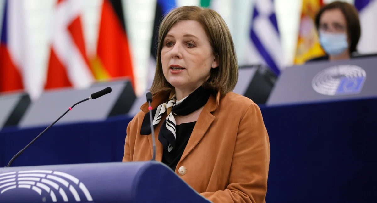 W Parlamencie Europejskim w Strasburgu odbyła się w środę debata o procedurach art. 7 wobec Polski i Węgier. "Komisja Europejska jest otwarta i gotowa do dialogu z polskimi władzami w celu rozwiązania istniejących obaw" - powiedziała Jourova.