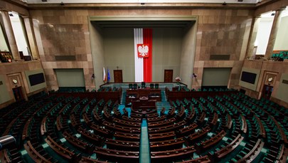 PiS złożył w Sejmie projekt zmian w konstytucji 