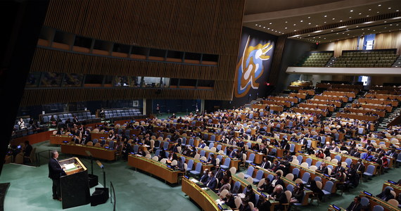 Zgromadzenie Ogólne ONZ opowiedziało się w czwartek za zawieszeniem Rosji w prawach członka Rady Praw Człowieka. To pierwszy raz, kiedy taki los spotkał stałego członka Rady Bezpieczeństwa ONZ.
