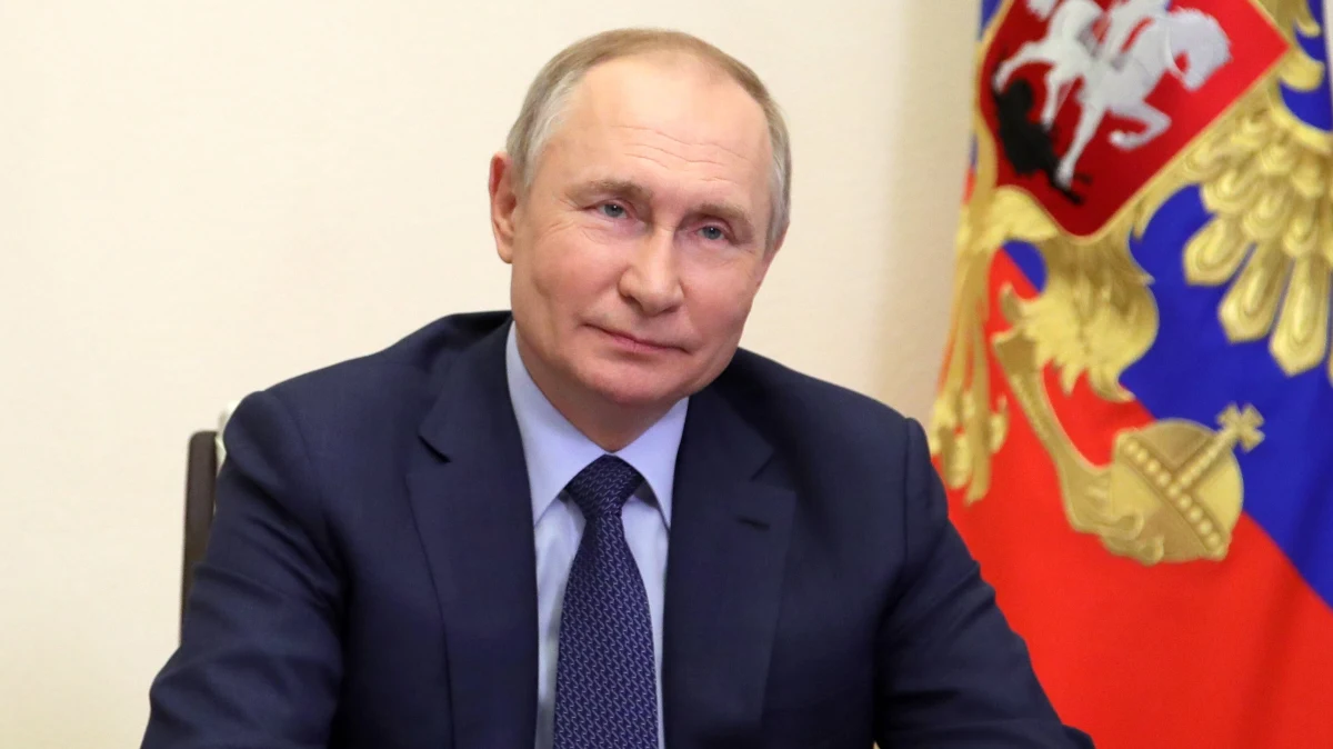 ​Były szef departamentu wywiadu zagranicznego Federalnej Służby Bezpieczeństwa Siergiej Biesiada został przeniesiony z aresztu domowego do aresztu śledczego - poinformował dziennikarz Andriej Sołdatow badający rosyjskie służby specjalne. Według doniesień Biesiada odpowiadał za przekazywanie Kremlowi informacji o Ukrainie przed rozpoczęciem inwazji.