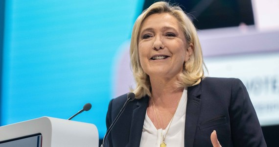 Czy Marine Le Pen wygra wyścig do Pałacu Elizejskiego? Pytanie to stawia wielu paryskich obserwatorów w związku ze znaczącym wzrostem popularności szefowej radykalnej prawicy w sondażach przed jutrzejszą pierwszą turą wyborów prezydenckich we Francji.