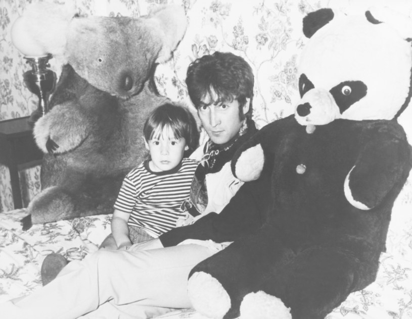 Julian Lennon, syn legendarnego gitarzysty i wokalisty The Beatles, zaśpiewał ikoniczny utwór swojego ojca. Zadedykował go mieszkańcom Ukrainy.