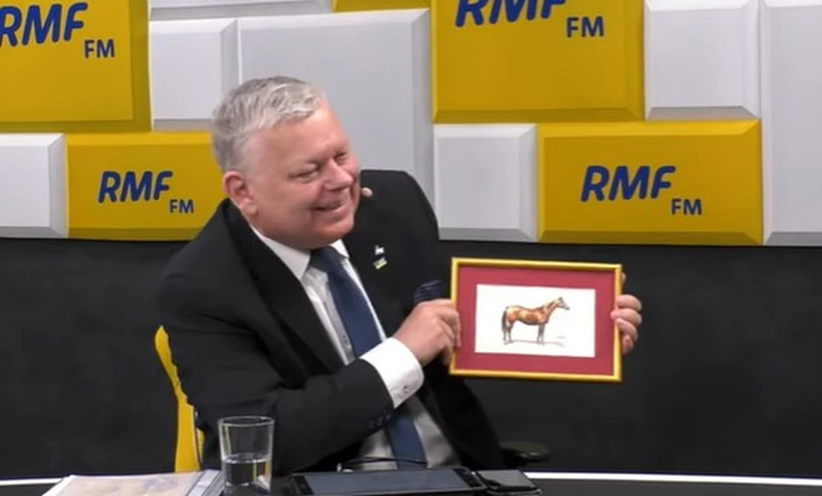 Marek Suski - o czym nie wszyscy wiedzą - maluje obrazy. Swoich dzieł jednak - jak przyznał w Porannej rozmowie w RMF FM - nie sprzedaje. Teraz postanowił zrobić wyjątek i wystawić jeden ze swoich obrazów na licytację. Dochód z niej zostanie przeznaczony na pomoc dla Ukrainy.