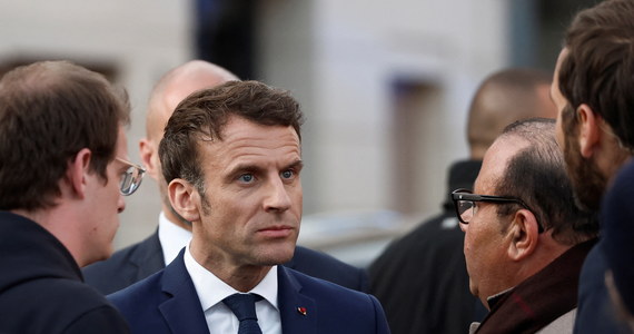Były konserwatywny prezydent Francji Nicolas Sarkozy we wtorek poparł urzędującego szefa państwa Emmanuela Macrona przed II turą wyborów prezydenckich i wezwał do stworzenia republikańskiego frontu przeciwko kandydatce skrajnej prawicy Marine Le Pen.