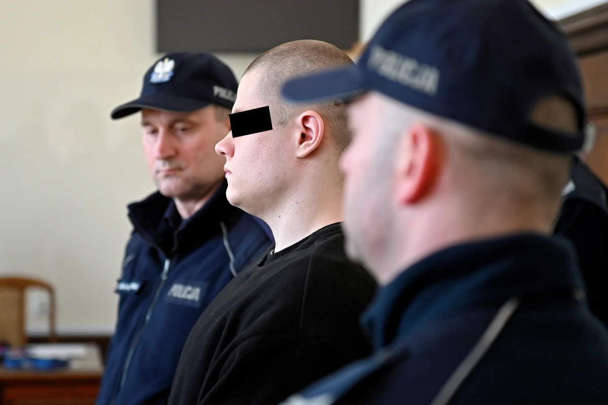 Sąd Okręgowy w Gdańsku skazał na 25 lat więzienia 21-letniego Patryka D., który udusił, a następnie poćwiartował i zakopał szczątki swojej byłej dziewczyny na polu w Piotrowie koło Nowego Dworu Gdańskiego (woj. pomorskie). 