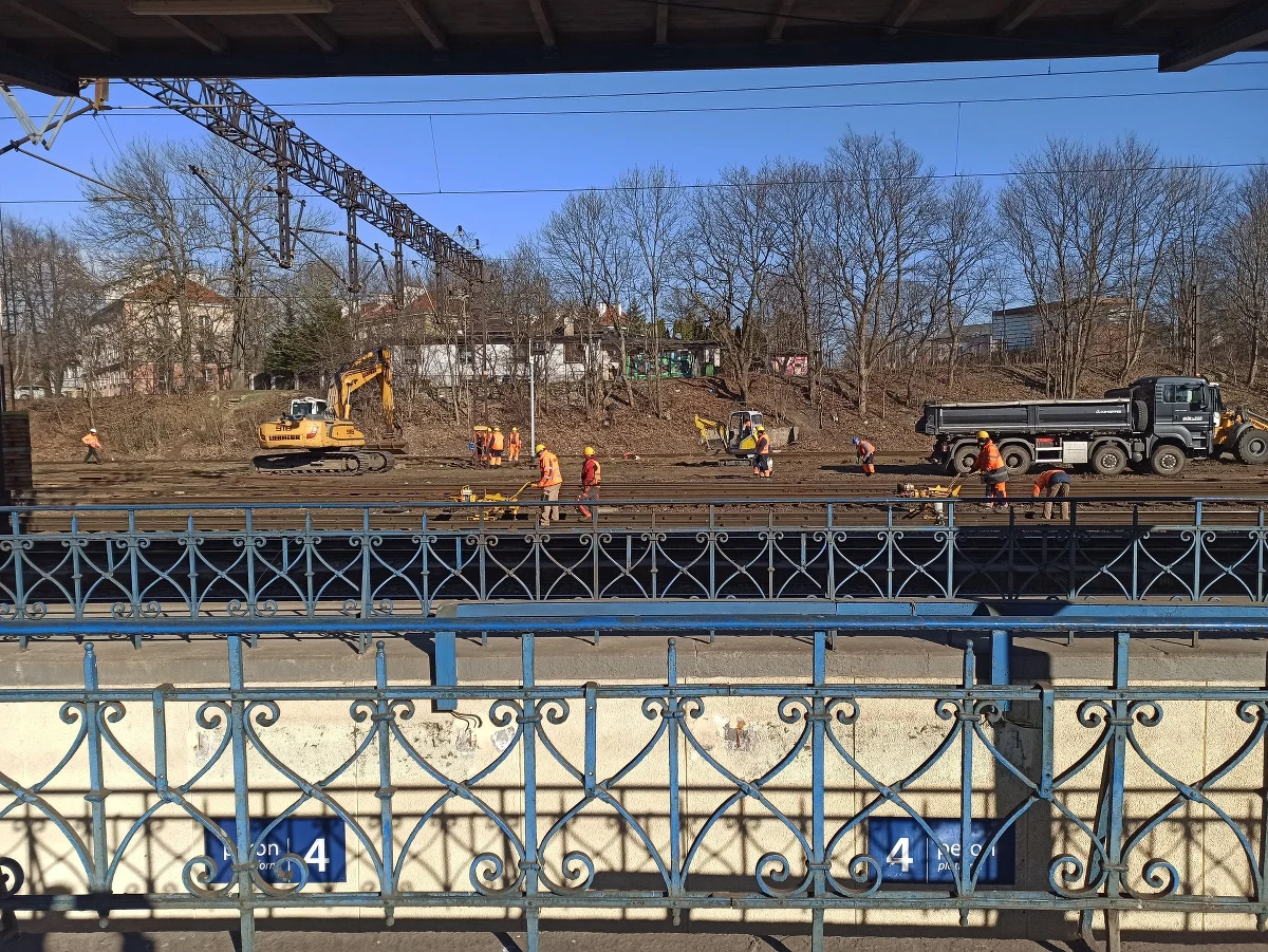 Przez przebudowę stacji Olsztyn-Główny od czwartku zmieni się kursowanie niektórych pociągów. Dotyczyć to będzie zarówno pasażerów PKP Intercity, jak i PolRegio.