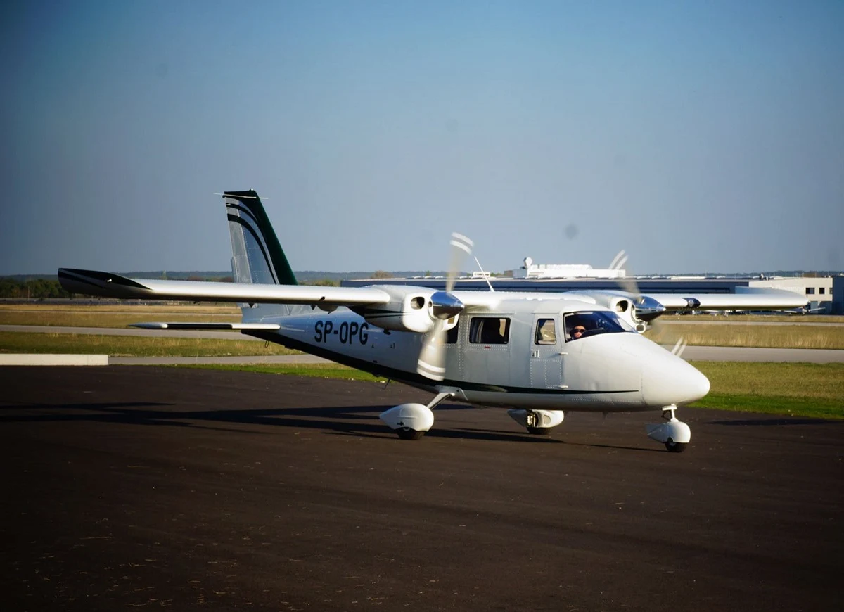 Ponad 165 tys. fotografii zostanie wykonanych z pokładu samolotu, który lata nad Warszawą. Jak podał stołeczny ratusz, by jego misja została wykonana potrzeba 3-4 dni bezchmurnej pogody.  


