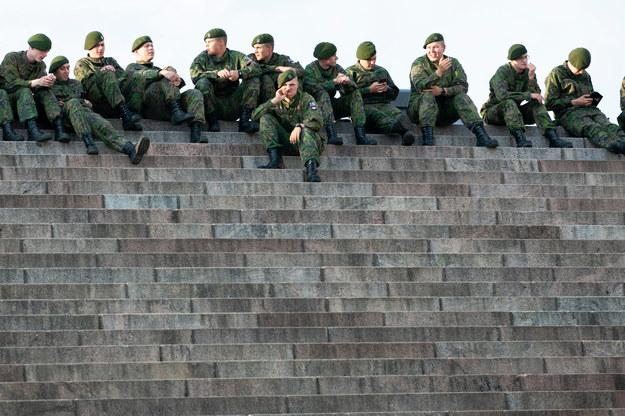 Finowie przygotowują się do wojny z Rosją. Masowo zgłaszają się na szkolenia