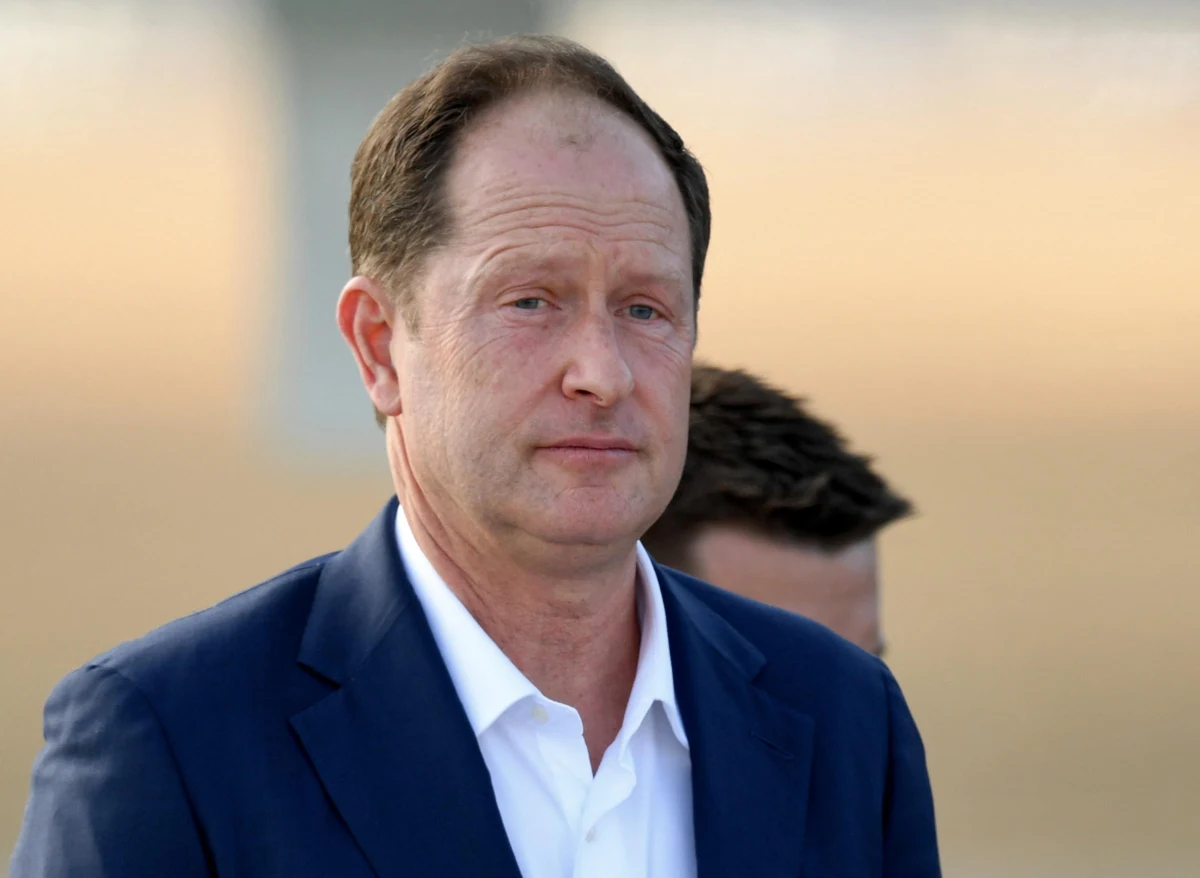 Ambasador USA w Polsce Mark Brzezinski jest poruszony postawą Polaków wobec uchodźców z Ukrainy. Jak powiedział w telewizji Al-Dżazira, Polska ma zasadę, by przyjąć wszystkich uchodźców z Ukrainy i umieścić ich w prywatnych domach. Nigdy w przeszłości żaden kraj nie zrobił tego dla uchodźców przybywających do jego granic - zaznaczył.