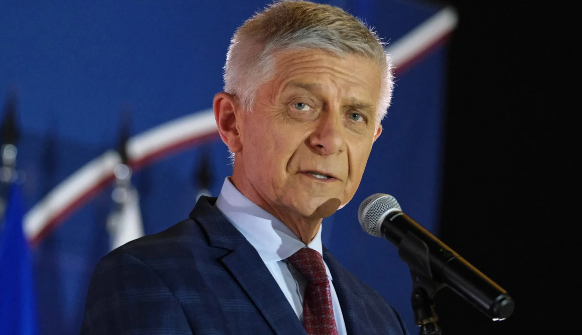 „Dosyć regularne te ostateczne wyniki inflacji są nieco gorsze niż tzw. sygnalna informacja, co oznacza, że nacisk inflacyjny jest ciągły” – tak nowe dane GUS dot. inflacji komentował w Rozmowie w południe w RMF FM były premier i były prezes Narodowego Banku Polskiego Marek Belka. „Będzie jeszcze gorzej” – dodał, jednak odmówił szacowania, ile wskaźnik może w przyszłości wynieść.